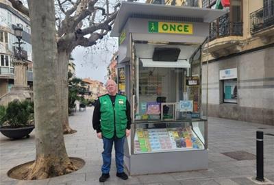 El ‘Sueldazo’ del Cap de Setmana de l’ONCE reparteix un premi de 2.000 euros al mes durant 10 anys a Vilafranca del  Penedès. ONCE