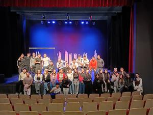 El Teatre Municipal La Bòbila impulsa un projecte d’arts escèniques i educació per a joves. Ajt Sant Pere de Ribes