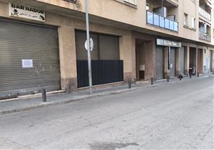 El Vendrell tanca dos locals del Camí dels Molins després d’anys d’incidències i reforça la vigilància a la zona