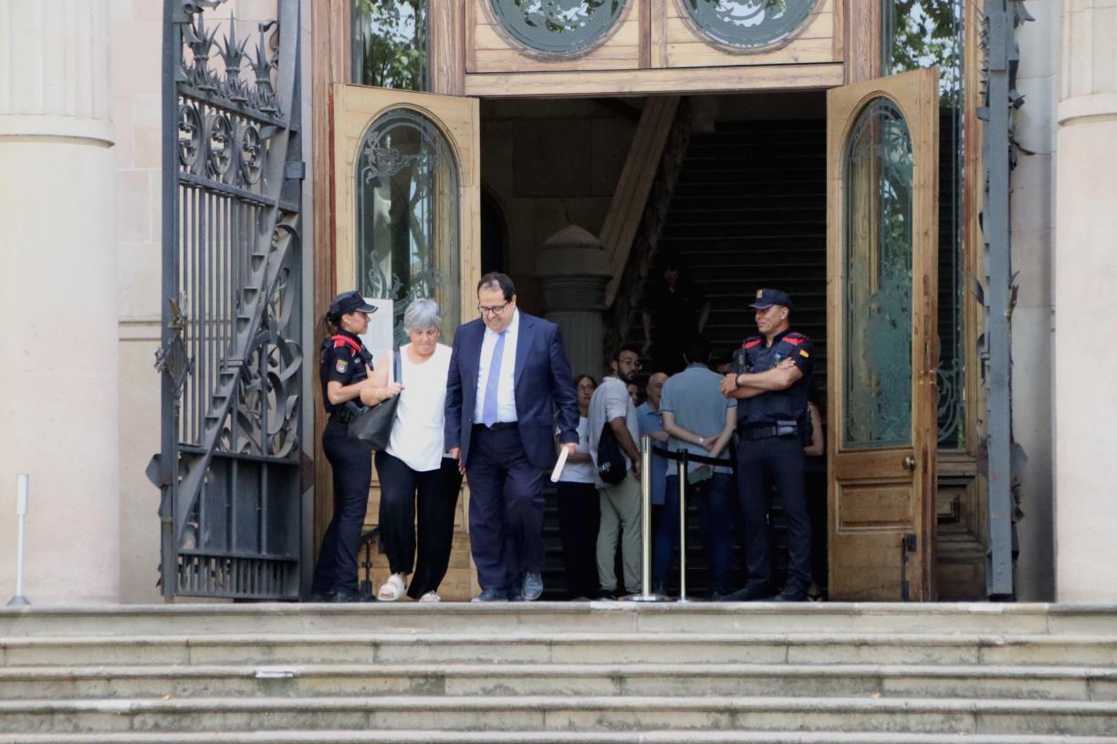 Elena declara davant del jutge que no coneixia l'alcalde d'Altafulla ni hi havia cap relació política. ACN