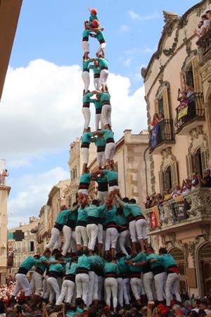 Els Castellers de Vilafranca s'exhibeixen a l'Arboç amb el 3d10fm i quatre castells de gamma extra