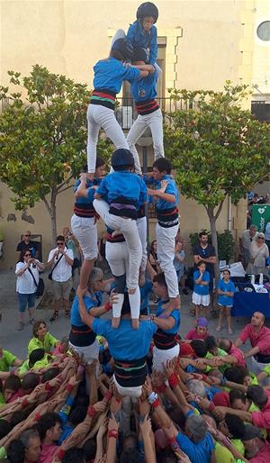 Els Castellers del Foix a la Diada de la Primavera