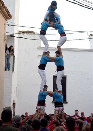Els Castellers del Foix de Cubelles a Albinyana