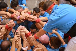Els Castellers del Foix de Cubelles a Albinyana