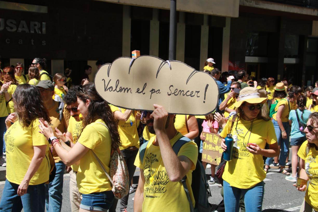 Els docents afronten una nova jornada de vaga a tot Catalunya mentre es mantenen les negociacions amb Educació. ACN