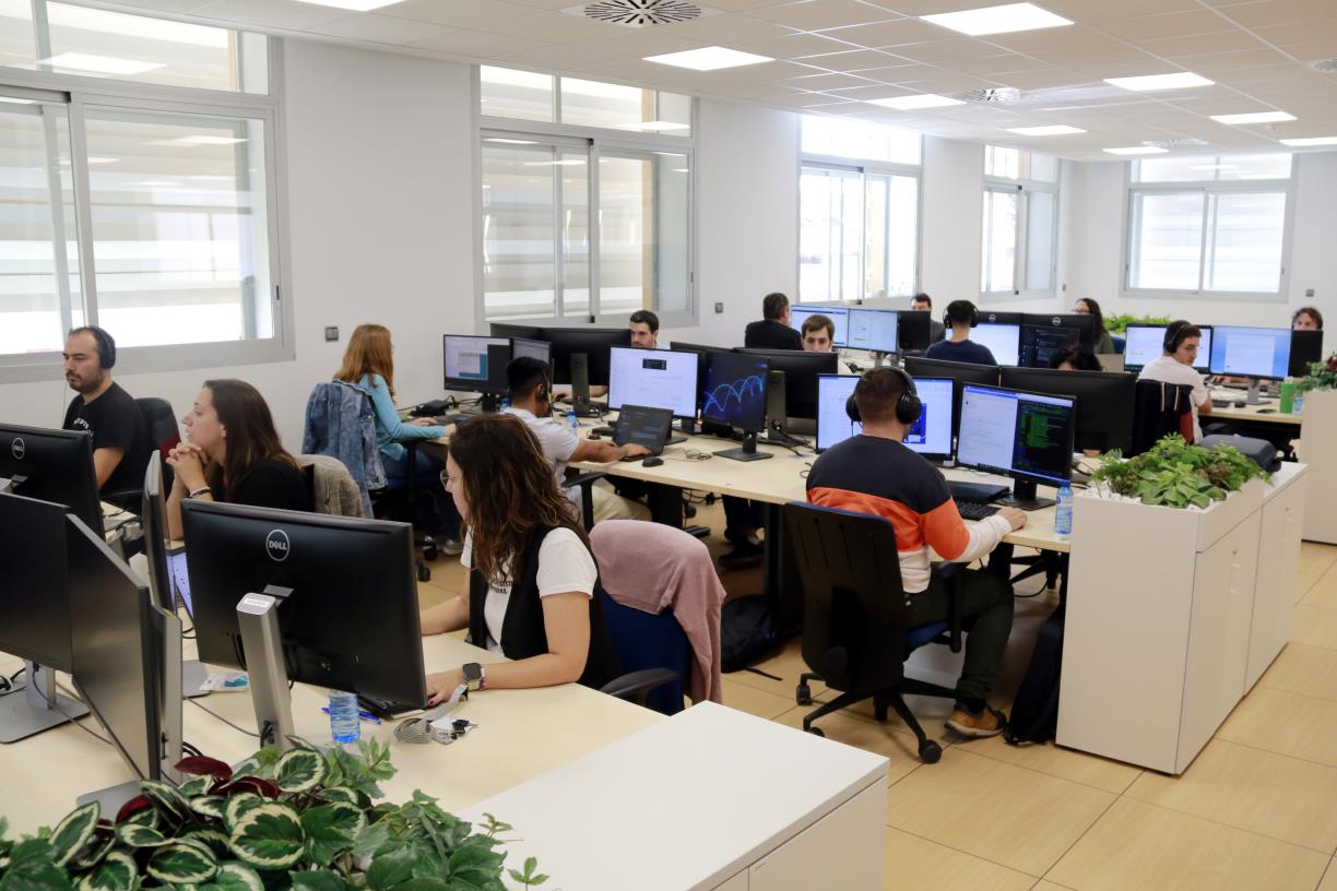 Els empleats d'àmbits tecnològics ja són el 9,1% dels afiliats, en un sector masculinitzat amb només un terç de dones. ACN