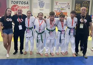 Els judoques de l'Escola de Judo Vilafranca - Vilanova. Eix