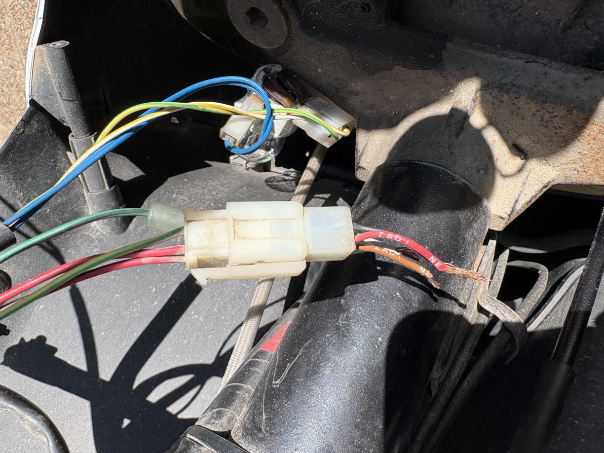 Els Mossos desarticulen al Baix Penedès un grup de menors dedicat al robatori de motocicletes. Mossos d'Esquadra