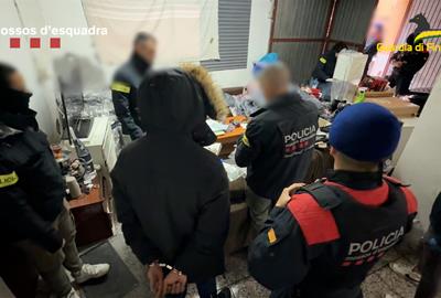 Els Mossos i la Guardia di Finanza desmantellen una xarxa transnacional de tràfic d’haixix amb connexions al Penedès. Mossos d'Esquadra