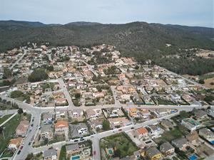 Els veïns del Papagai porten el conflicte urbanístic amb Sant Jaume dels Domenys a l’Oficina Antifrau de Catalunya. Plataforma El Papagai