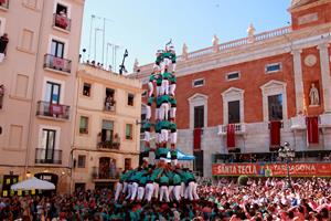 Els Verds i la Vella de Valls assoleixen els deu pisos en la Diada del Primer Diumenge de Santa Tecla de Tarragona
