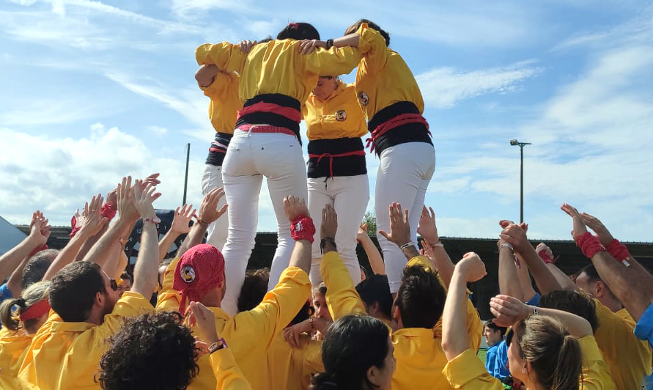 Els Xiquets de Brussel·les, més coneguts pel seu nom en flamenc, Manekkes . Eix