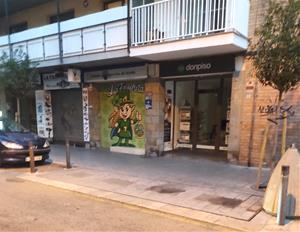 Emplaçament on es trobaven els contenidors soterrats del carrer Francesc Macià. Eix