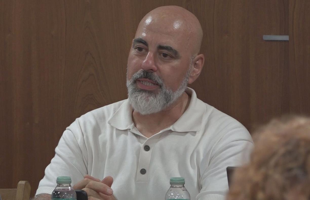 Enric Llorens. Eix