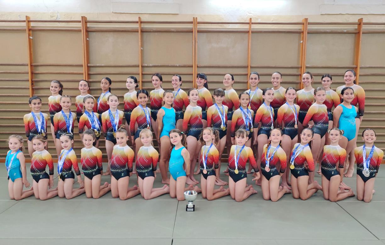 Equip Escolar i Base CG Vilanova. Eix
