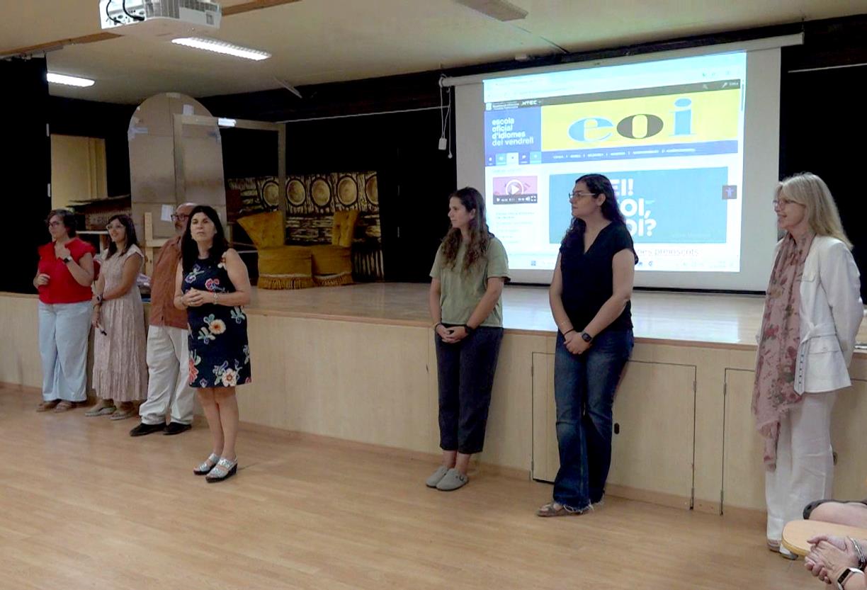 Escola Oficial d'Idiomes del Vendrell. Eix
