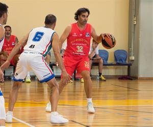 Ferran Trillas al XIII Campionat Europeu de Maxibasket . Eix