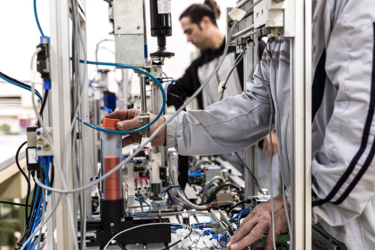 Formació acadèmica i professional: el model educatiu de l’Institut Andreu Nin. EIX