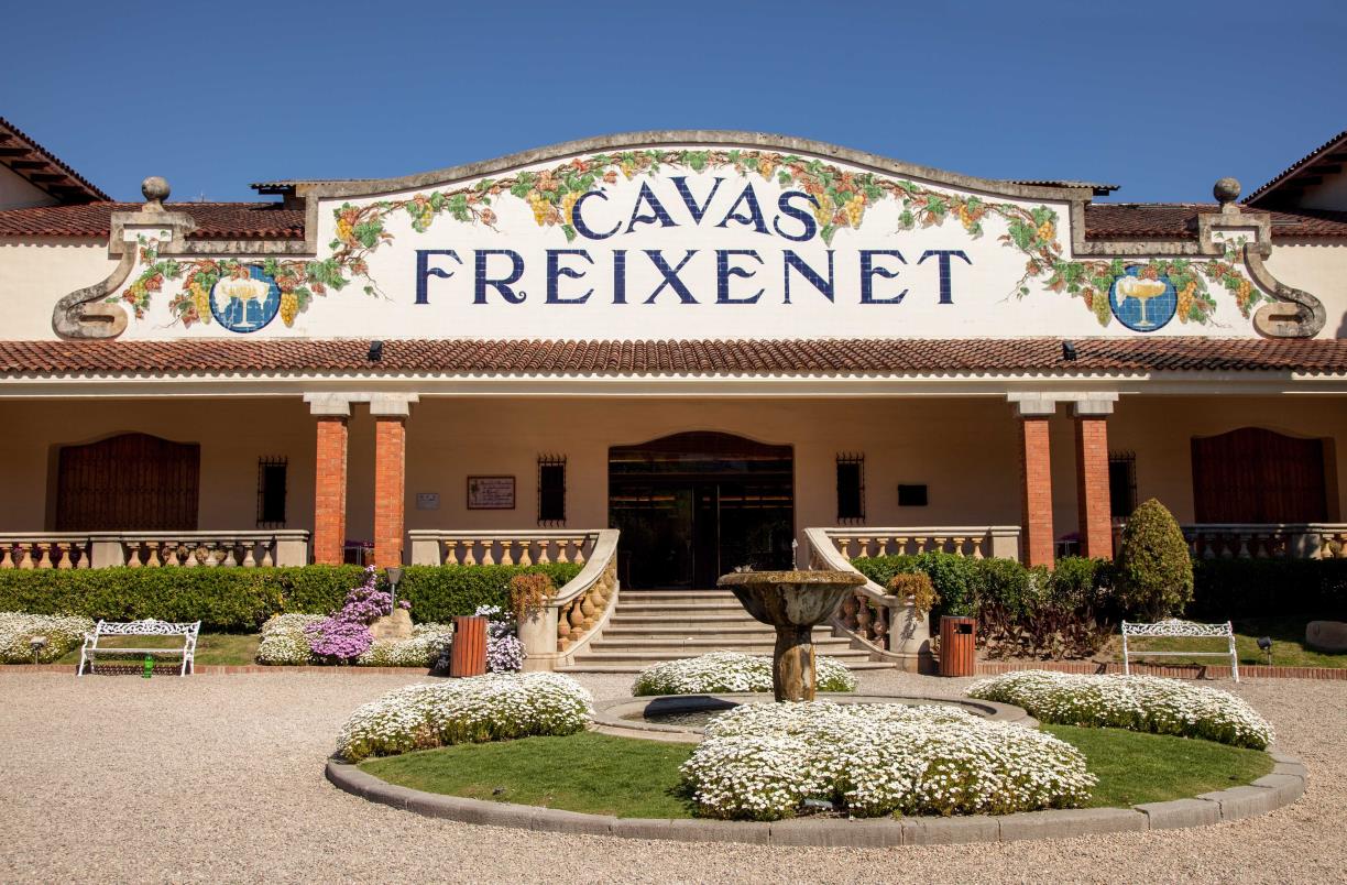Freixenet patrocinarà les Campanades de 3Cat després de la polèmica pel brindis amb cervesa. Freixenet