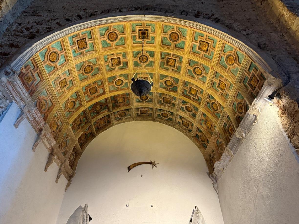 Gelida inaugura la restauració de les pintures murals de l’església de Sant Pere al Castell. Ajuntament d'Olivella