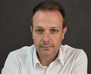Gerard Figueras. Eix