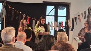 Gran acollida a la presentació del conte infantil “M’han caigut els mitjons” a Vilanova i la Geltrú. EIX