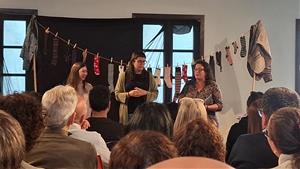 Gran acollida a la presentació del conte infantil “M’han caigut els mitjons” a Vilanova i la Geltrú