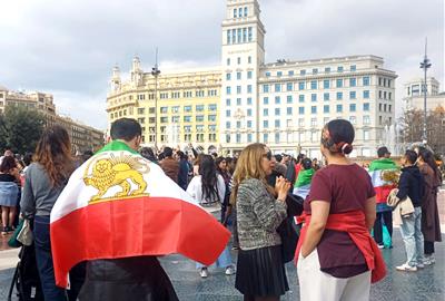 Imatge de la concentració d'iranians a Barcelona. ACN