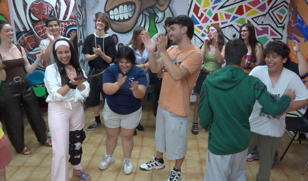 Imatge del taller de hip hop. Eix