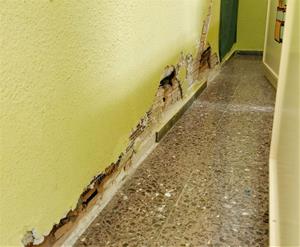 Imatges de l'estat de l’escola Montcau de Gelida. Eix