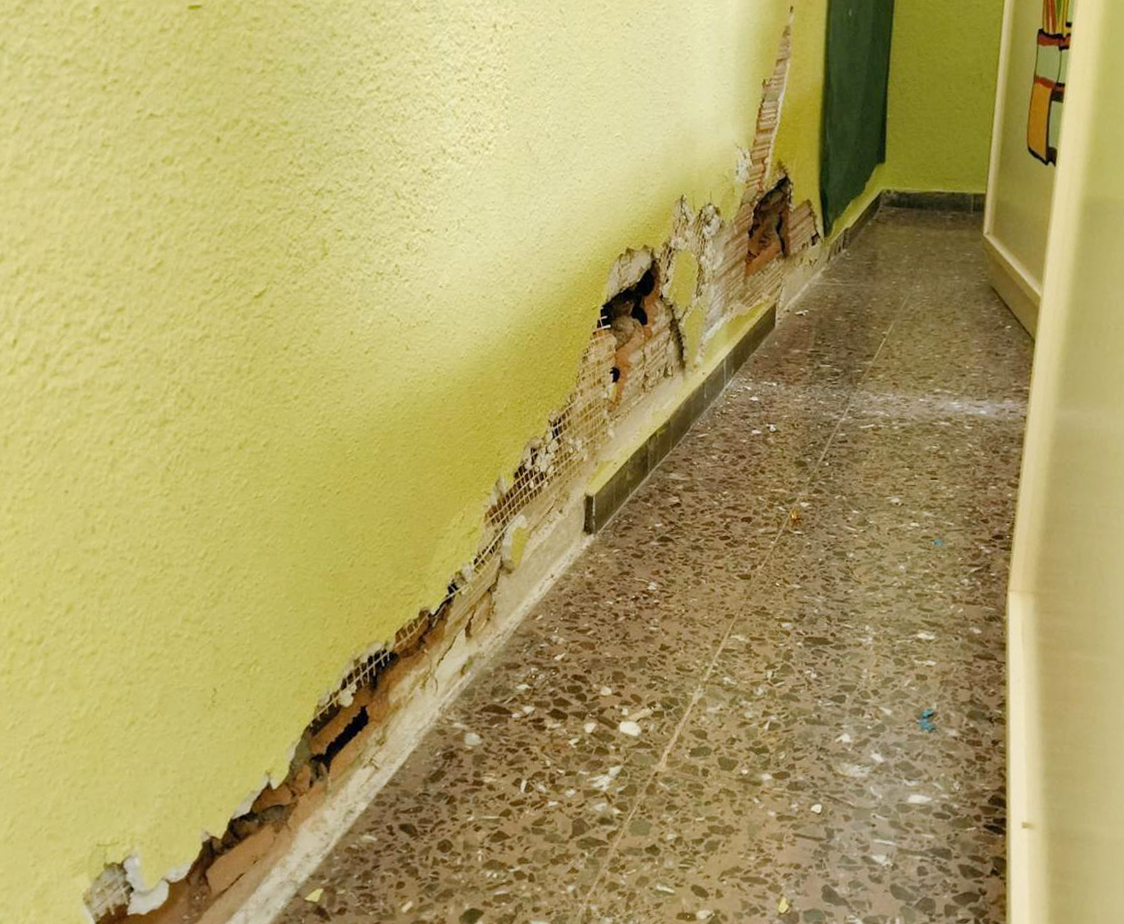 Imatges de l'estat de l’escola Montcau de Gelida. Eix