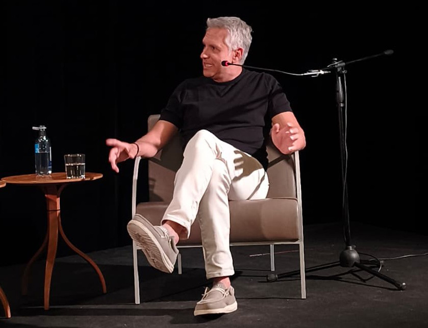Josep Ametller, durant la xerrada al Foment. Gerard Figueras