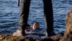 Jove immigrant arribant a Ceuta. Comuns Vilanova