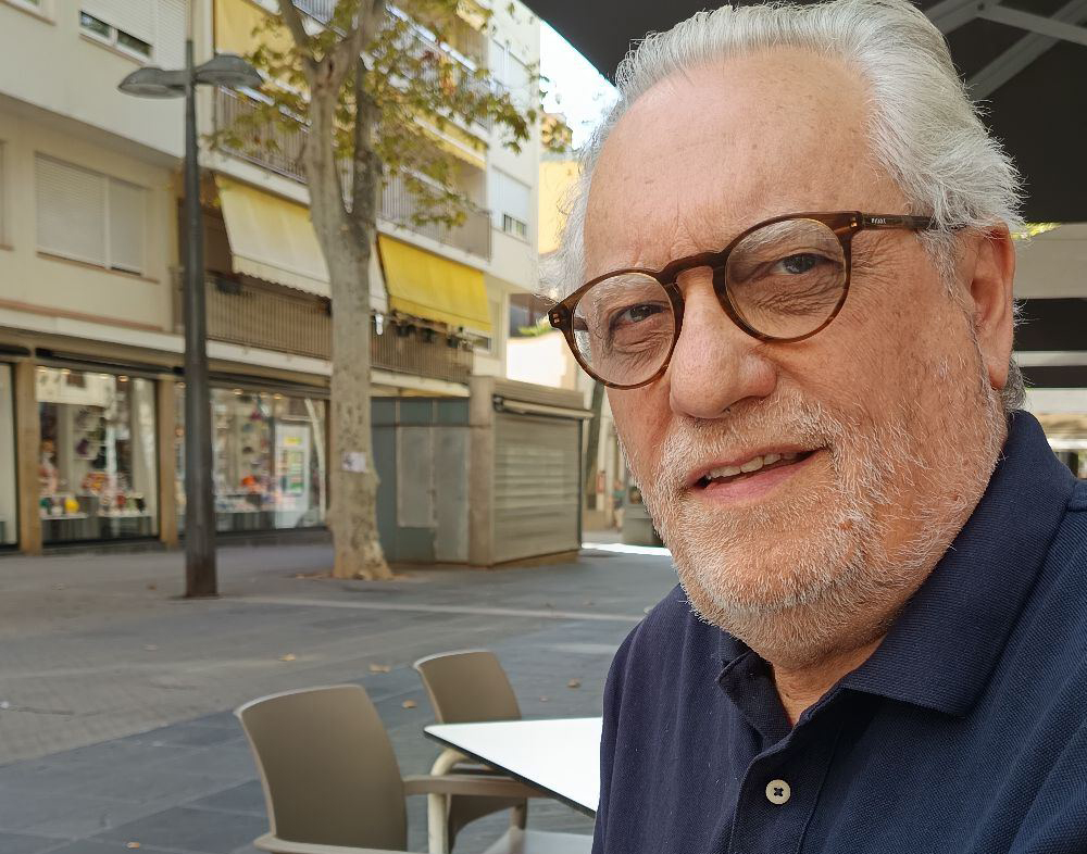 Juan Re Crivello. Eix