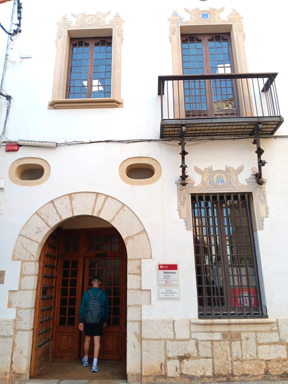 La Biblioteca Santiago Rusiñol i Locomotora 21 llancen el BiblioLab DesiderataGPT per explorar la IA al servei de la comunitat. Ajuntament de Sitges