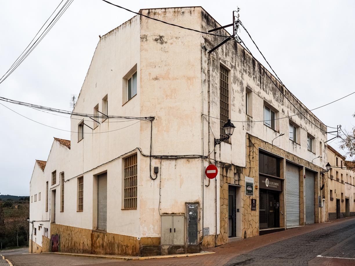 La Bisbal del Penedès amplia la Ruta dels Murals amb tres noves obres amb realitat augmentada. Ajuntament de la Bisbal