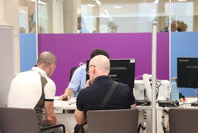 La campanya de la renda del 2025 arrenca amb més deduccions per a rendes baixes i joves, però sense "grans novetats". ACN