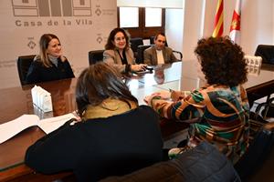 La consellera de Drets Socials visita Sitges per abordar el sensellarisme i l’atenció a la gent gran. Ajuntament de Sitges