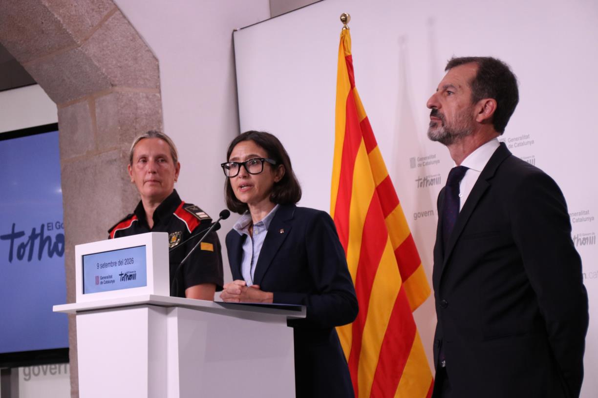 La consellera d'Interior, Núria Parlon, ha defensat que els avisos de prevenció i protecció davant les pluges intenses de les darreres hores han estat