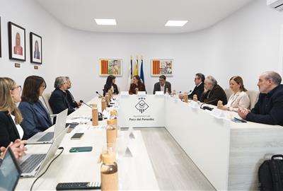 La consellera Paneque analitza amb alcaldes i alcaldesses del Penedès millores de mobilitat i mesures de descarbonització a la comarca. Generalitat de