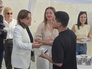 La consellera Paneque ha lliurat les claus de dues noves promocions de lloguer assequible a Sant Pere de Ribes, subvencionades amb Fons Next Generatio