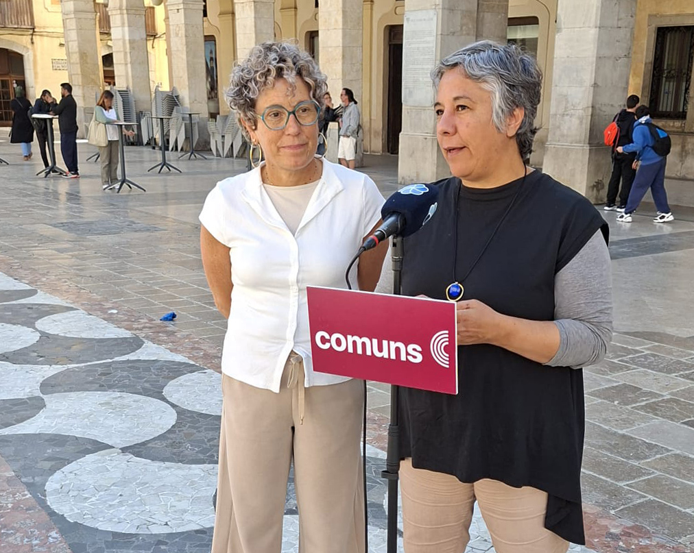 La diputada Susanna Segovia i la regidora d’Habitatge de Vilanova i la Geltrú, Iolanda Sánchez. Eix