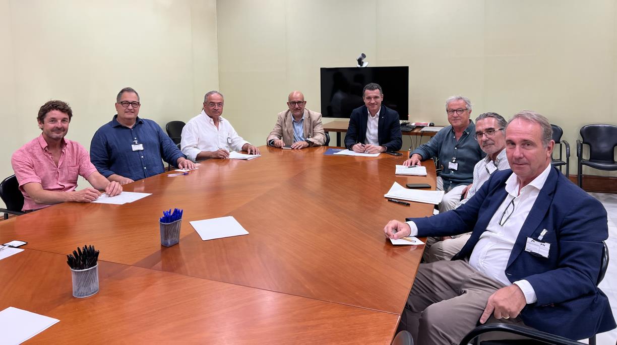La DO Penedès presenta al Govern el nou projecte per als vins escumosos amb una regulació pròpia. DO Penedès