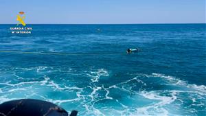 La Guàrdia Civil rescata dues dones arrossegades pel corrent davant la platja del Home Mort de Sitges