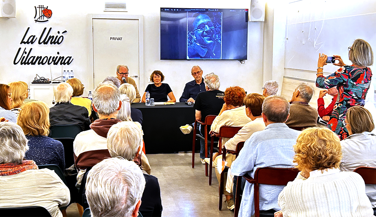 La història de Ricard Mestre omple la sala de La Unió en una tertúlia sobre memòria i Guerra Civil. Carles Castro