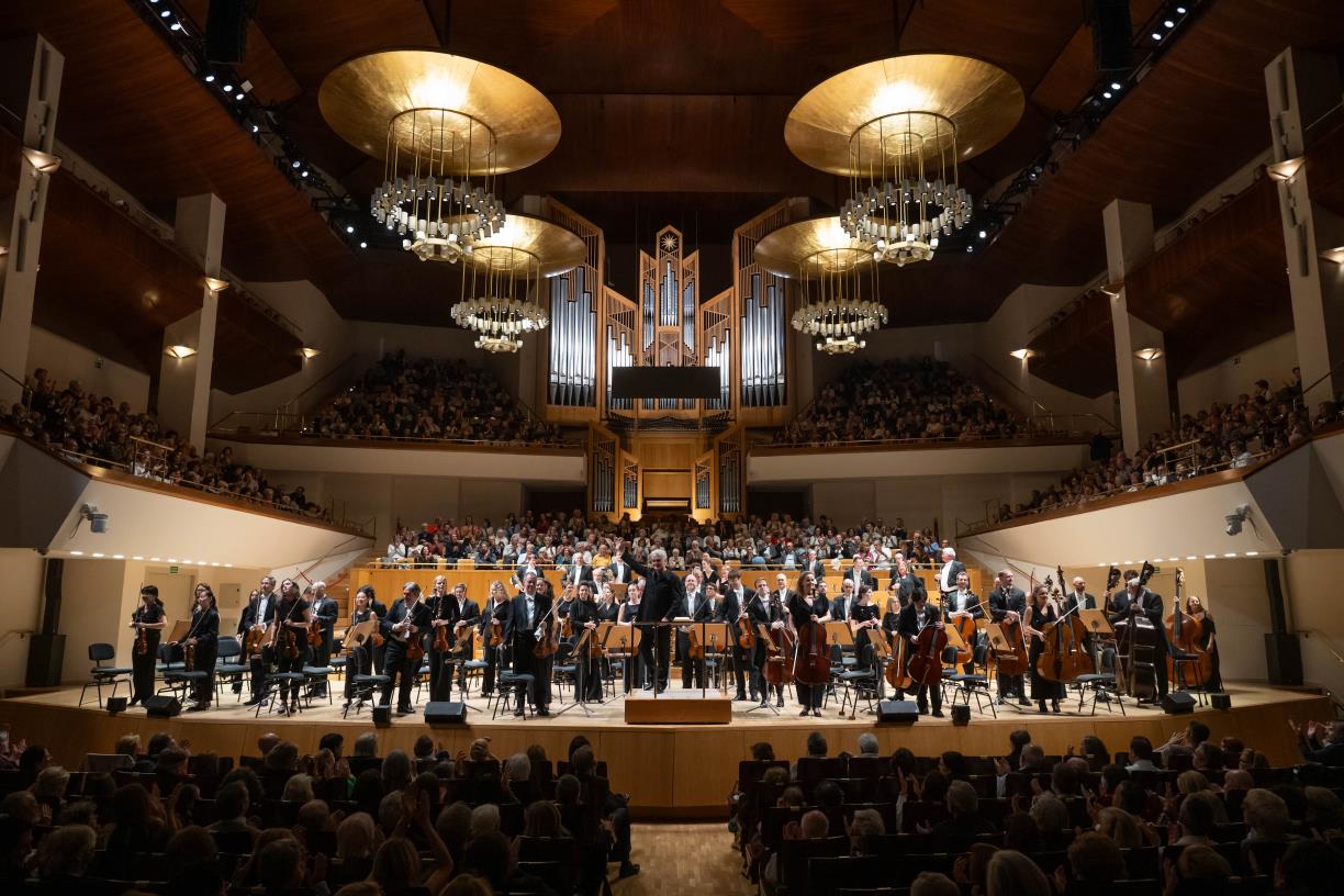 La London Philharmonic Orchestra homenatja Pau Casals en el 150è aniversari del seu naixement. Fundació Pau Casals