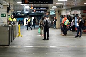 La mobilitat es reprèn amb la reobertura parcial de Rodalies, FGC i l'alta velocitat i llarga distància des de Barcelona. ACN