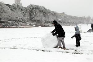 La nevada deixa un paisatge de postal a Igualada