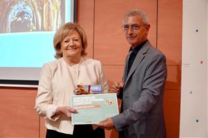 La penedesenca Maria Rosa Ferré guanya el primer premi del concurs de fotografia de la XATIC. EIX