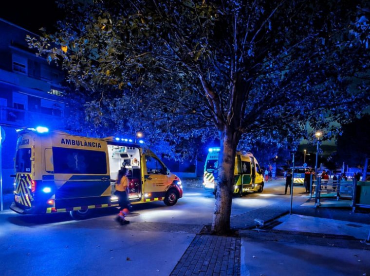 La Policia Local de Santa Margarida i els Monjos salva un nadó de dos mesos que s'estava ofegant per ennuegament. EIX